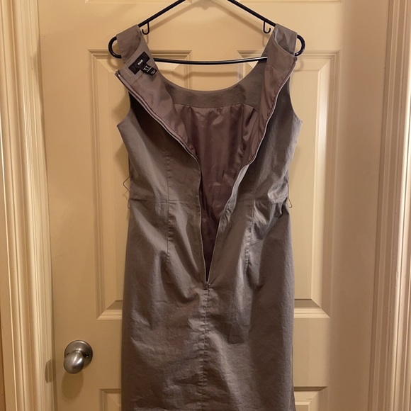 Grey/slightly lavender dress perfect for weddings! - Picture 9 of 9